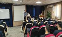 کارگاه آموزشی جامع کار با تجهیزات پزشکی توسط جناب آقای مهندس نصیری - مدیریت مرکز به کادر درمان 